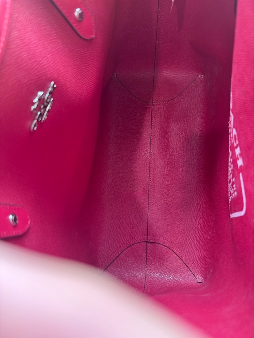Coach Ladybug 🐞 Tote - Picture 4 of 7